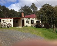 Glenbrook House and Cottage - QLD Tourism