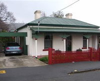 Launceston Apartments - Coronation Cottage - QLD Tourism