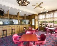 Village Family Motor Inn - New South Wales Tourism 