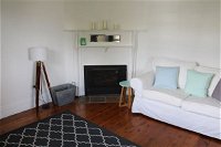 Dreamer's Cottage - Australia Accommodation