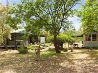 Red Tractor Retreat - Accommodation NSW