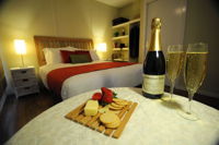 Gisborne Peak Winery  Cottages - New South Wales Tourism 