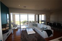 LJ Hooker Goolwa Holiday Rentals - 42 Underwood Avenue Goolwa Beach - Accommodation NSW