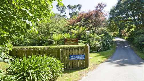 Great Ocean Road Cottages  Backpackers