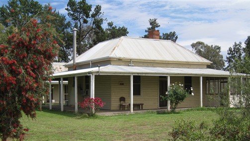 Farm Stays Savernake NSW New South Wales Tourism 