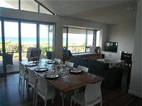 Cassini Beach House - New South Wales Tourism 