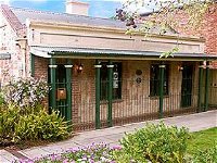Chichester Gardens Cottage - Melbourne Tourism