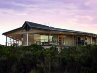 Island Beach Lodge - New South Wales Tourism 