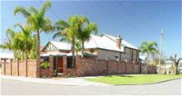 Above Bored Bed and Breakfast - Sunshine Coast Tourism