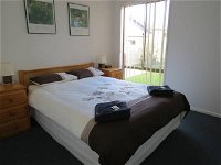 Anchorbell Holiday Apartments - Hotel Accommodation