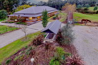 Lalee Farm - Hotel Accommodation