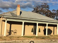 White Cedars Cottage - Melbourne Tourism
