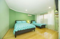 Alpha Homestay - Australia Accommodation