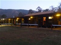 Christmas Creek Cafe and Cabins - Australia Accommodation