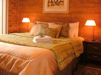 Forest Retreat Bed and Breakfast - Australia Accommodation