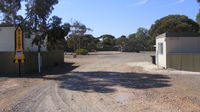 Woomera Traveller's Village and Caravan Park - Hotel Accommodation