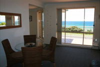 Abby's By The Sea - Accommodation Newcastle