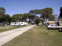 Beachmere RSL Caravan Park - QLD Tourism
