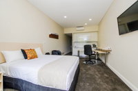 Belconnen Way Motel  Serviced Apartments - QLD Tourism