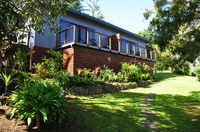 Broad Leaf Villas - QLD Tourism