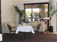 Chinchilla Palms Motor Inn - Hotel Accommodation