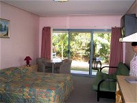 Diggers Rest Motel - QLD Tourism