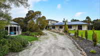 McKinnon's Holiday Home - Accommodation NSW