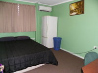 Micks Accommodation Club - QLD Tourism