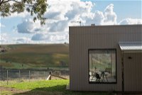 Dragon Fly Cottages - VIC Tourism