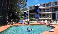 Flynns Beach Resort - QLD Tourism