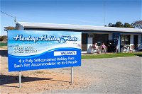 Henleys Holiday Flats - QLD Tourism