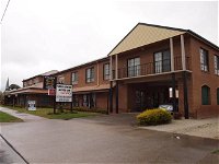 Holbrook Town Centre Motor Inn - New South Wales Tourism 