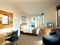 Holiday Inn Old Sydney - Hotel Accommodation