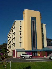 Ocean Beach Hotel - Hotel Accommodation