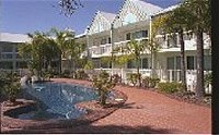 Reef Adventureland Motor Inn - Hotel Accommodation