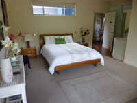 Sunrise Bed  Breakfast - New South Wales Tourism 