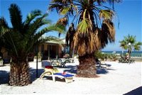 Tradewinds Seafront Apartments - Hotel Accommodation