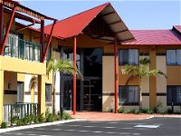 Warners at the Bay - Hotel Accommodation