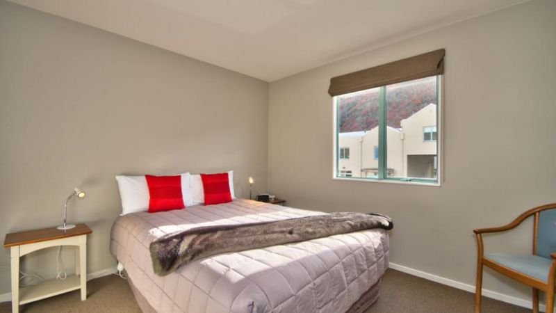 ASURE Queenstown Gateway Apartments  - Accommodation New Zealand 6