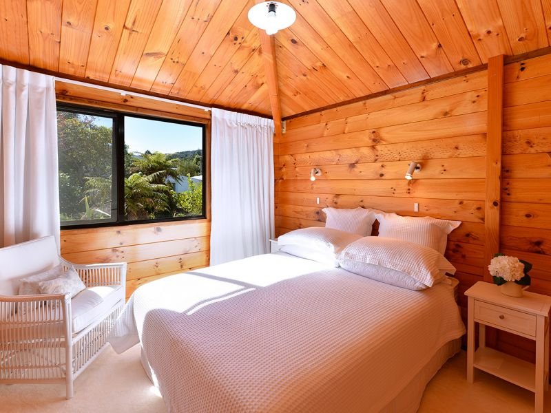 Lakefront Escape - Lake Rotoiti Holiday House - Accommodation New Zealand 4