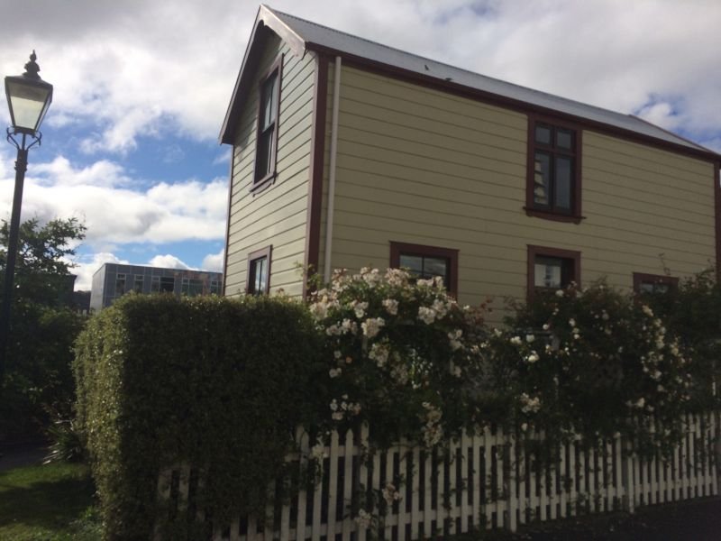 Wellington City Townhouse - Accommodation New Zealand 16