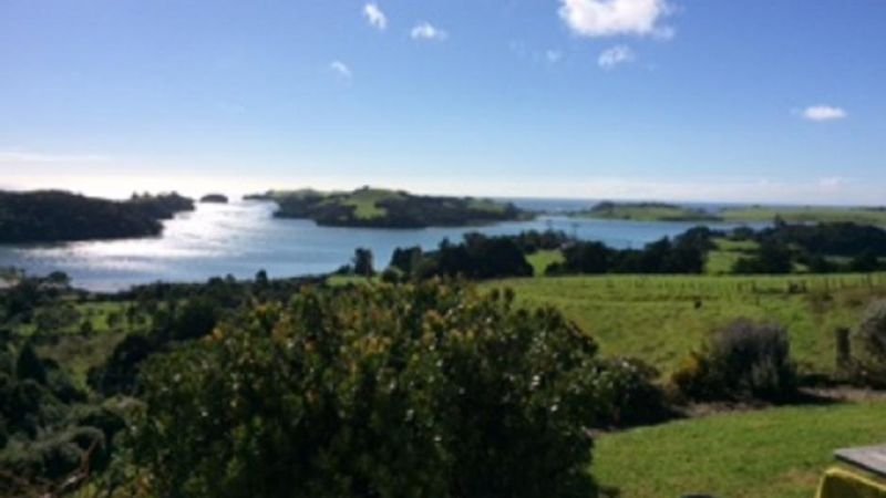 Pohutukawa Cottage - Accommodation New Zealand 0