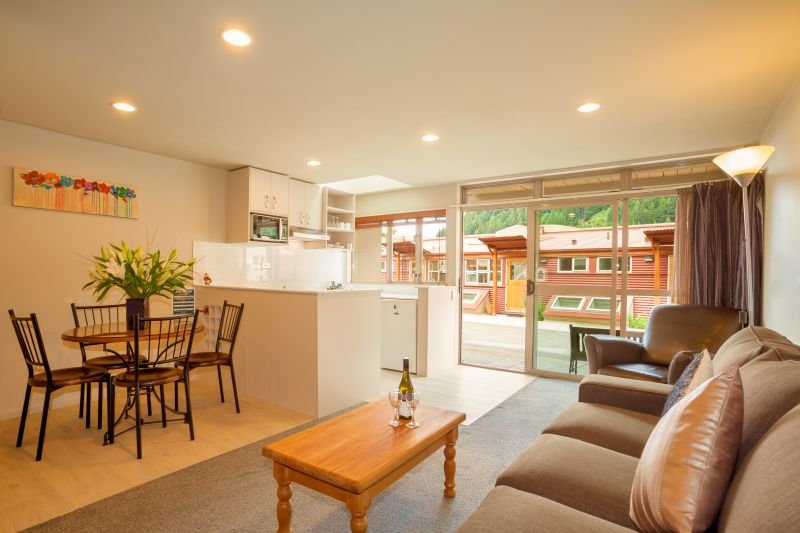 Cranbury Court Apartments - Accommodation New Zealand 7