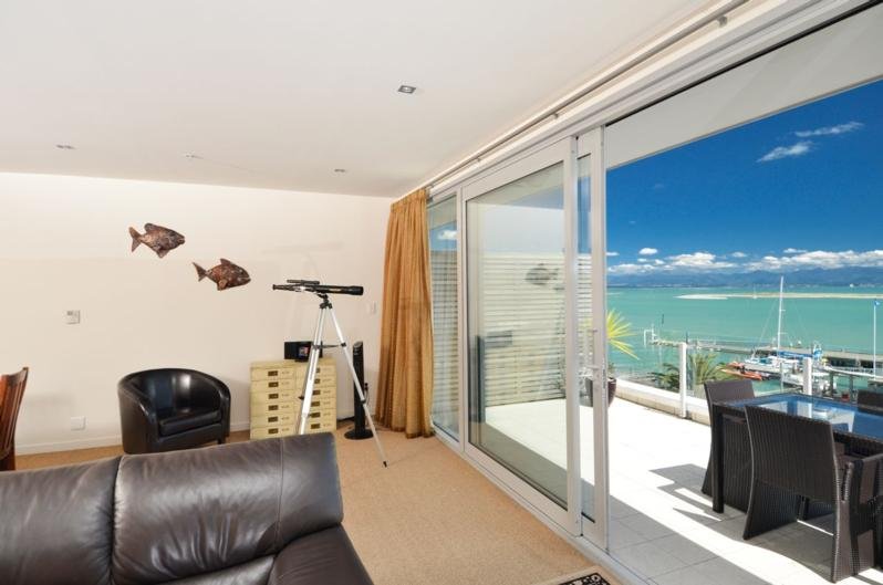 Seaside Luxury - Accommodation New Zealand 16