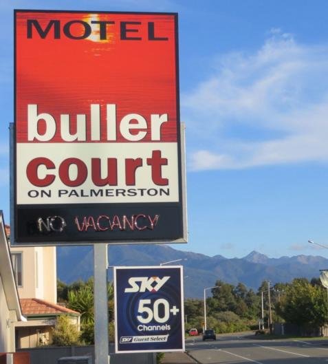 Buller Court On Palmerston - thumb 4