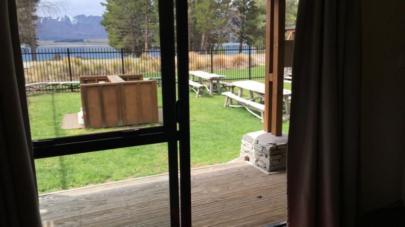 Lakefront Lodge Backpackers - Accommodation New Zealand 13
