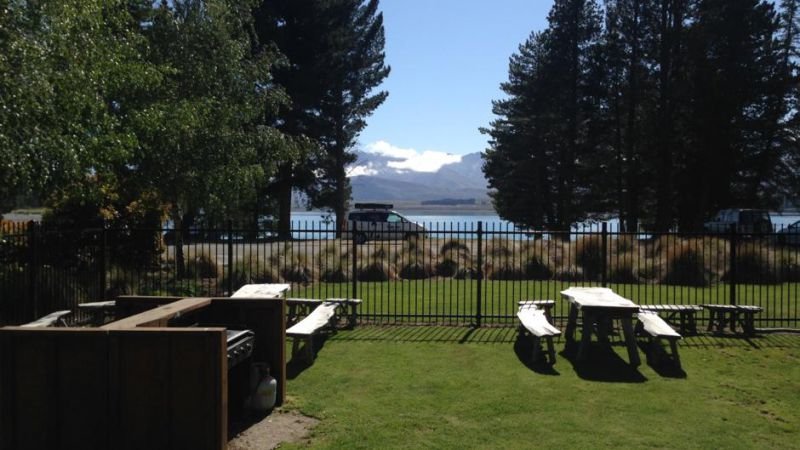 Lakefront Lodge Backpackers - Accommodation New Zealand 20