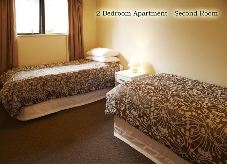 Redwood Park Serviced Apartments - Accommodation New Zealand 7