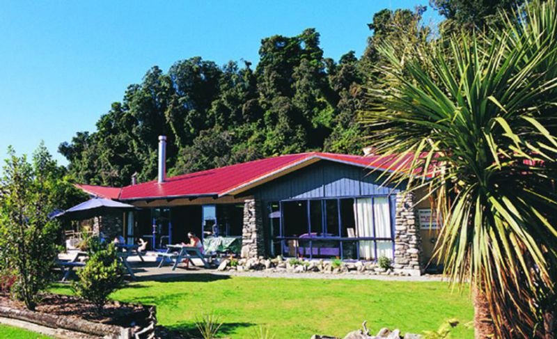 YHA Franz Josef - Accommodation New Zealand 4