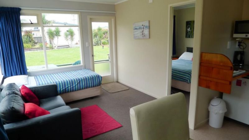 Baylys Beach Holiday Park  - Accommodation New Zealand 4